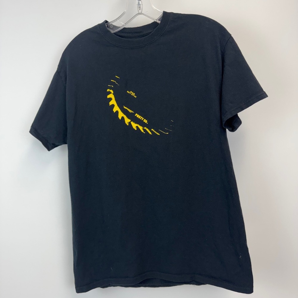 Post Malone Beerbongs & Bentleys Posty Co Graphic T-Shirt Mens M Black Yellow‎